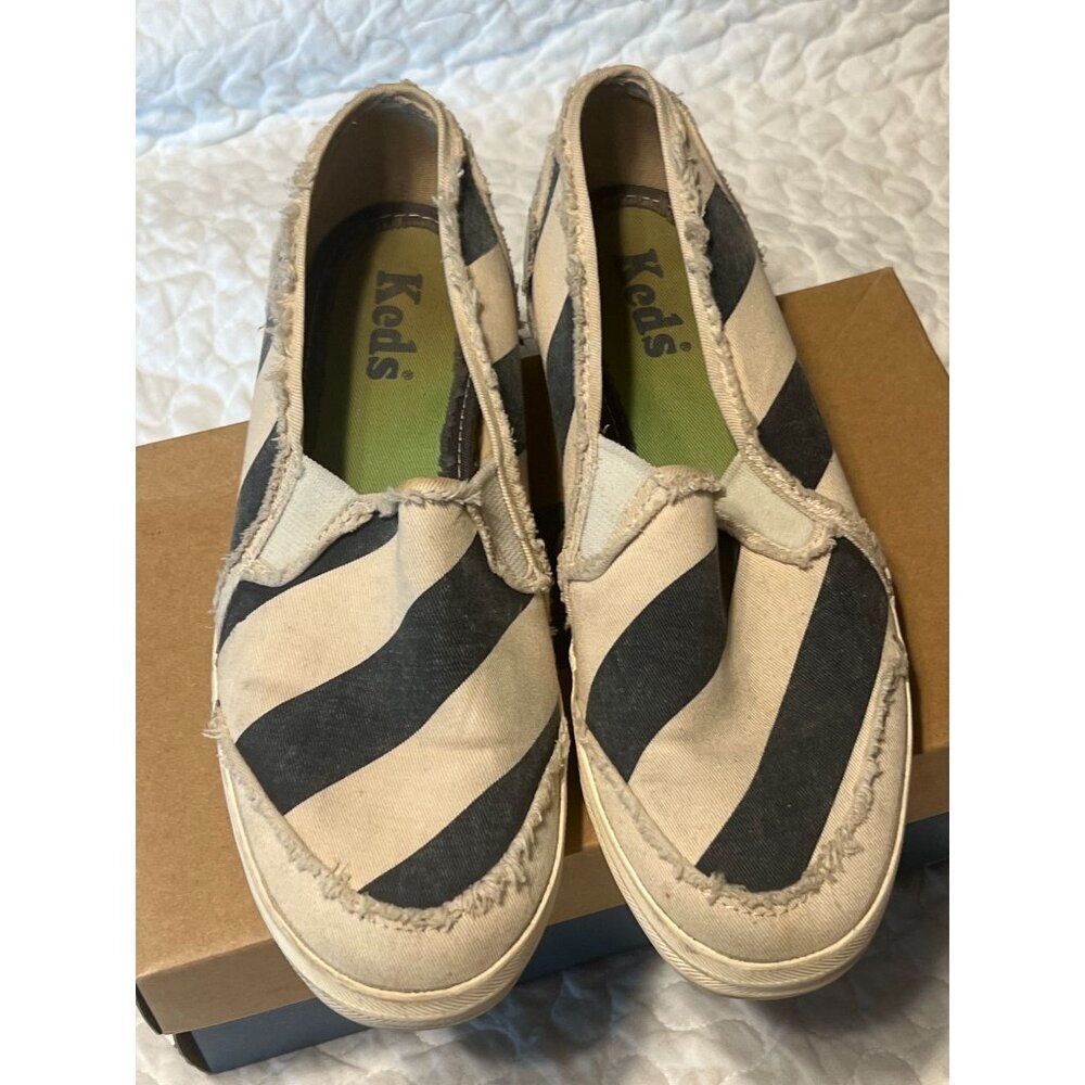 Keds Shoe Womens Size 7 M Distressed Tan Navy Blue Striped Slip on Comfort Sneak